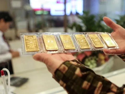 Mùng 1 Tết giá vàng bạc thế giới giảm mạnh sau 'đàm phán tích cực' của Iran - Mỹ