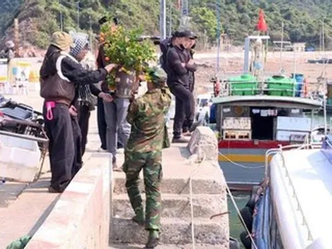 Đón năm mới bình yên ở nơi chỉ có hơn chục nóc nhà, không pháo hoa, chợ Tết