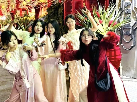 Ba 'điểm nóng' sức khỏe trẻ nhỏ ngày Tết cha mẹ dễ bỏ qua