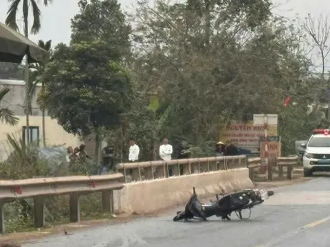 Nam thanh niên chưa rõ danh tính gặp tai nạn tử vong trên đường