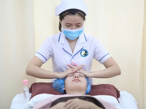 Cứu làn da xuống sắc do thức khuya, ăn uống thất thường dịp Tết