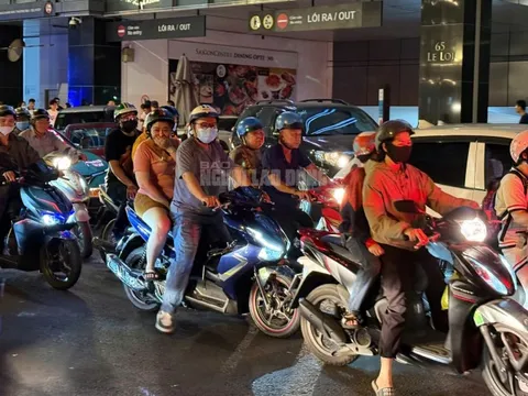 Điểm danh những khu vực "xe đông, di chuyển chậm" ở TPHCM