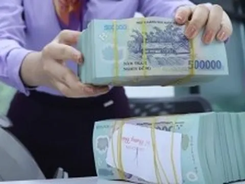 Cần tiền đánh bạc, nhân viên bảo trì cây ATM liều mạng lừa đảo ngân hàng