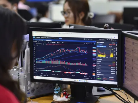 Thanh toán T+2 trục trặc, nhiều giao dịch chưa về tài khoản chiều 27-2