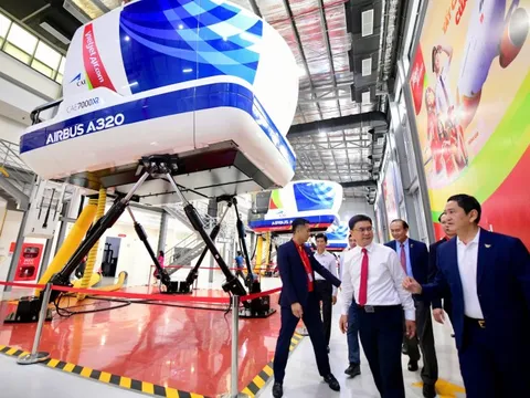 Tăng trưởng hai con số và tinh thần phục vụ