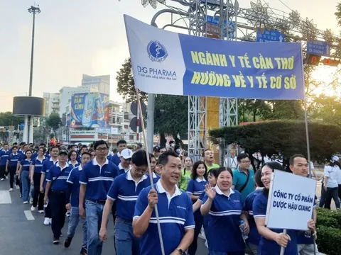 Đi bộ hướng về y tế cơ sở, TP Cần Thơ nhận được 1,5 tỉ đồng