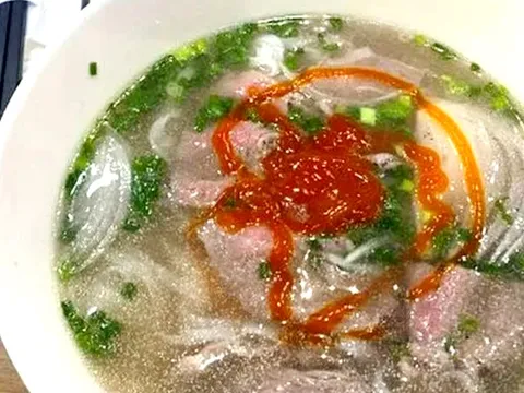 Vụ tô phở 346.000 đồng ở sân bay Cam Ranh: Hé lộ doanh nghiệp vốn 1.000 tỉ phía sau