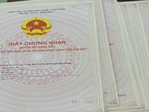 Cảnh giác với dịch vụ nhận làm "sổ đỏ" để tránh mất tiền oan