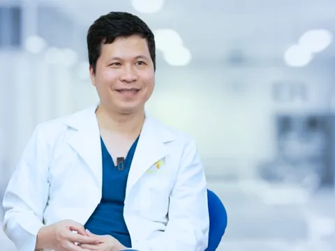 Bác sĩ kéo những 'đường mạch' hồi sinh cuộc đời người di chứng bỏng