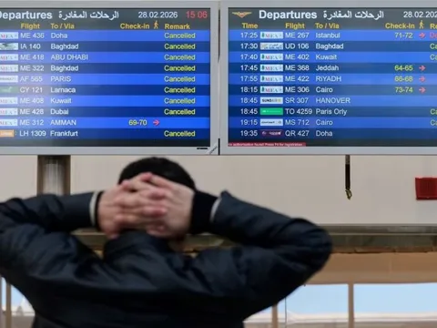 Hơn 4.400 khách tại Việt Nam bị mắc kẹt do hủy loạt chuyến bay Trung Đông