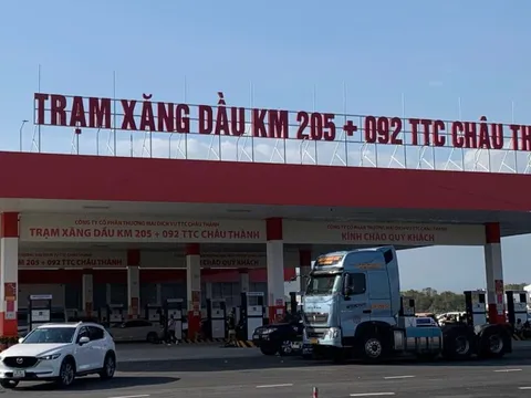 Vụ đứt gãy xăng dầu trên cao tốc Long Thành - Dầu Giây: Châu Thành tiếp tục kiến nghị được bán xăng