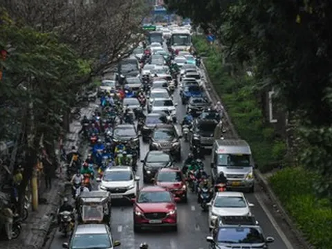 Hiện trạng tuyến đường ven sông Tô Lịch dự kiến được chi hơn 21 nghìn tỷ đồng để mở rộng