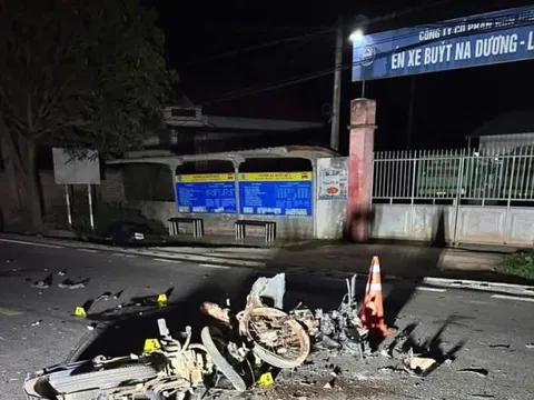 Tai nạn kinh hoàng giữa 2 xe máy, 4 người tử vong