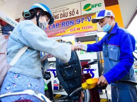 Doanh nghiệp bán lẻ xăng dầu tiếp tục kêu khó vì chiết khấu 0 đồng