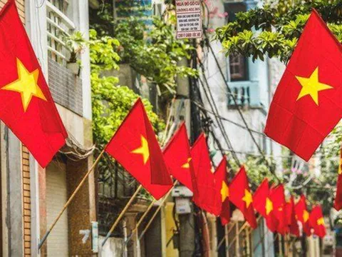 Bộ Nội vụ lên tiếng trước thông tin "nghỉ Giỗ Tổ, 30/4-1/5 kéo dài 9 ngày"