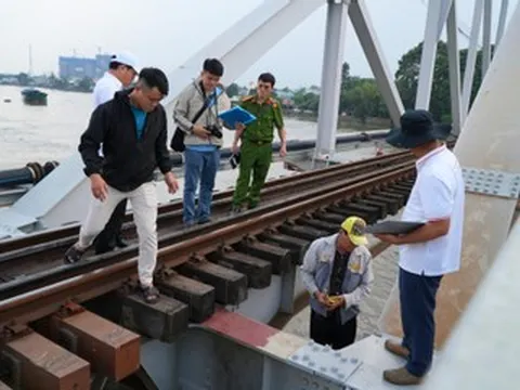 Vụ sà lan tông cầu Ghềnh: Kết quả nồng độ cồn của tài công và nguyên nhân ban đầu