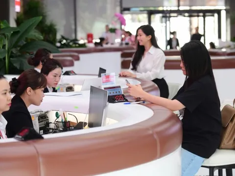 Cho vay không còn 'hái ra tiền' với ngân hàng, vì đâu 'người giàu cũng khóc'?