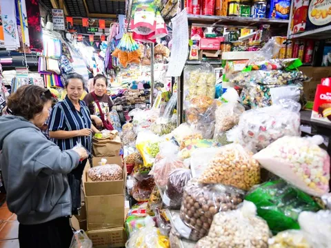 Thuế mới với hộ kinh doanh: Mừng vì được trừ chi phí, lo chuyện xuất hóa đơn