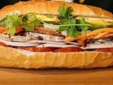 Vụ ngộ độc sau khi ăn bánh mì tại Vũng Tàu: 108 người nhập viện, tìm ra tác nhân gây bệnh