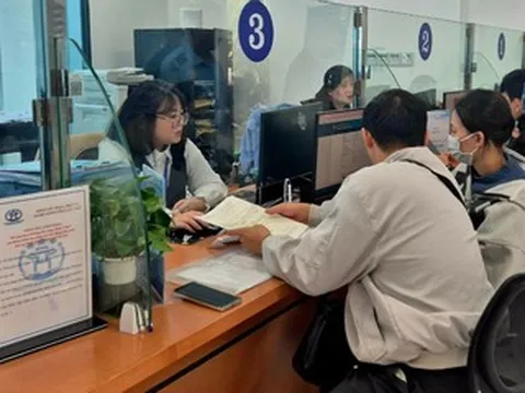 Tạm nghỉ việc 2 tháng, bảo hiểm xã hội của người lao động có bị gián đoạn?