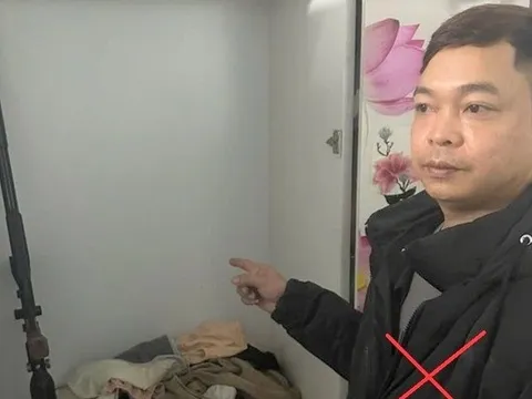 Khởi tố người đàn ông giấu súng quân dụng và 400 viên đạn trong phòng trọ