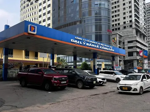 Xử lý nghiêm các cửa hàng kinh doanh xăng dầu đầu cơ, găm hàng