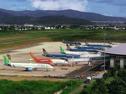 Hàng không Việt ứng phó nguy cơ thiếu hụt xăng dầu, giá vé máy bay có tăng?