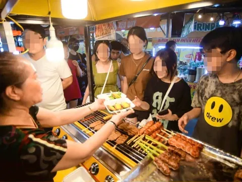 Bẫy ngộ độc thực phẩm mùa nắng nóng