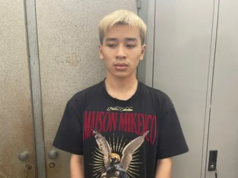 Nam sinh viên trộm 3 cây vàng SJC của người họ hàng, mua iPhone tặng bạn gái