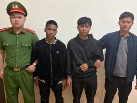 Bắt giữ 2 đối tượng cướp túi tiền của thương lái sau 15 giờ gây án