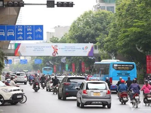 Hà Nội rào chắn hơn 1km đường Nguyễn Trãi để thi công cống chống ngập