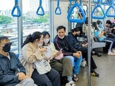 Thay đổi thói quen đi lại khi xăng dầu tăng giá