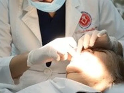 Bạn có gặp chứng nghiến răng khi ngủ và 'trị' chúng thế nào?