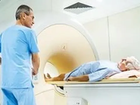 Chuyên gia quốc tế khuyên nam từ trên 50 tuổi nên chụp MRI nhanh phát hiện sớm ung thư
