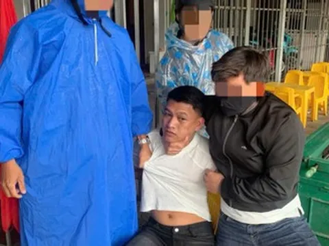 Đang cắt rau ngoài đồng, người phụ nữ ở Đà Nẵng bị siết cổ, cướp tài sản