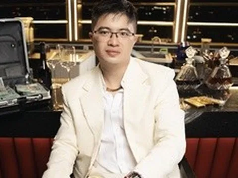 Phơi bày "ma trận" rửa tiền của Mr Pips