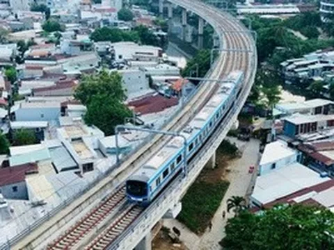 Metro TPHCM vướng vốn, giải ngân chậm