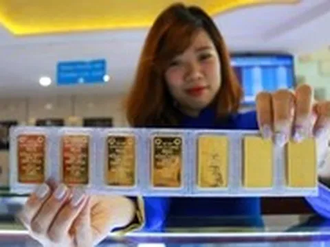 Giá vàng miếng SJC giảm đến 7,5 triệu đồng/lượng