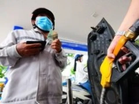 Quỹ bình ổn chi khoảng 3.000 tỉ đồng trong 10 ngày, vì sao giá xăng dầu vẫn tăng mạnh?