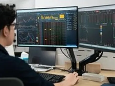 Chuyên gia tiết lộ bí quyết giữ tiền khi thị trường chứng khoán biến động mạnh