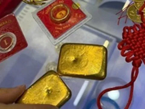 Bị thao túng tâm lý, nữ sinh mang 114 chỉ vàng của gia đình đi bán