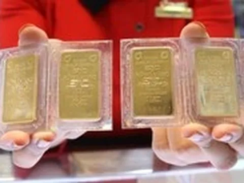 Giá vàng trong nước cao hơn thế giới gần 30 triệu đồng/lượng