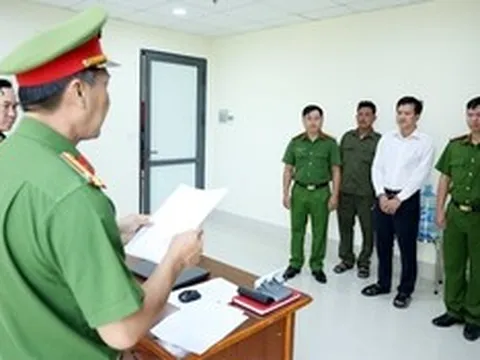 Bắt tạm giam đối tượng mua bán trái phép hóa đơn, chứng từ