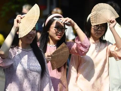 Dự báo thời tiết 27/3/2026: Miền Bắc vẫn nắng 'rực rỡ' trước khi có mưa giông