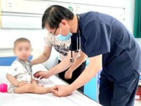 3 tháng gần 25.000 ca mắc tay chân miệng, 4 ca tử vong: Bộ Y tế chỉ đạo khẩn