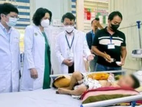 Bệnh tay chân miệng ở miền Nam diễn biến phức tạp, Bộ Y tế kiểm tra công tác phòng chống dịch