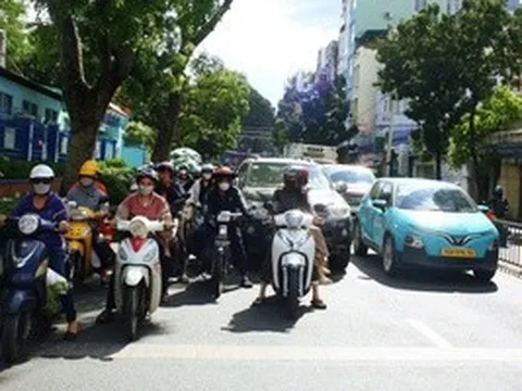 Nắng nóng diện rộng tại TPHCM và Nam Bộ, có nơi trên 37 độ C