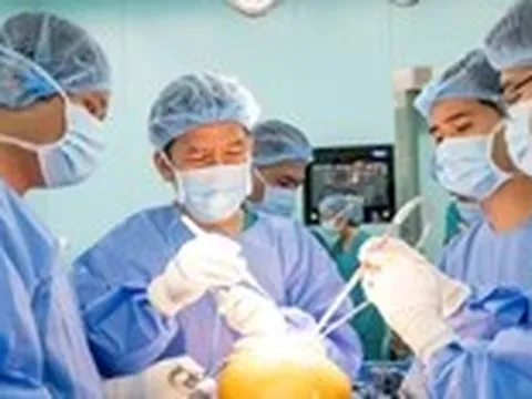 Bệnh viện Hoàn Mỹ Sài Gòn tiếp cận công nghệ mới trong điều trị thay khớp gối cá thể hóa