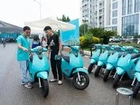 Miễn phí thuê, đổi pin 3 năm: Cú hích cho tài xế công nghệ chuyển sang xe điện