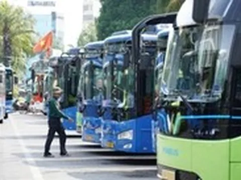 TP.HCM gấp rút thực hiện miễn phí xe buýt ngay trong tháng 4